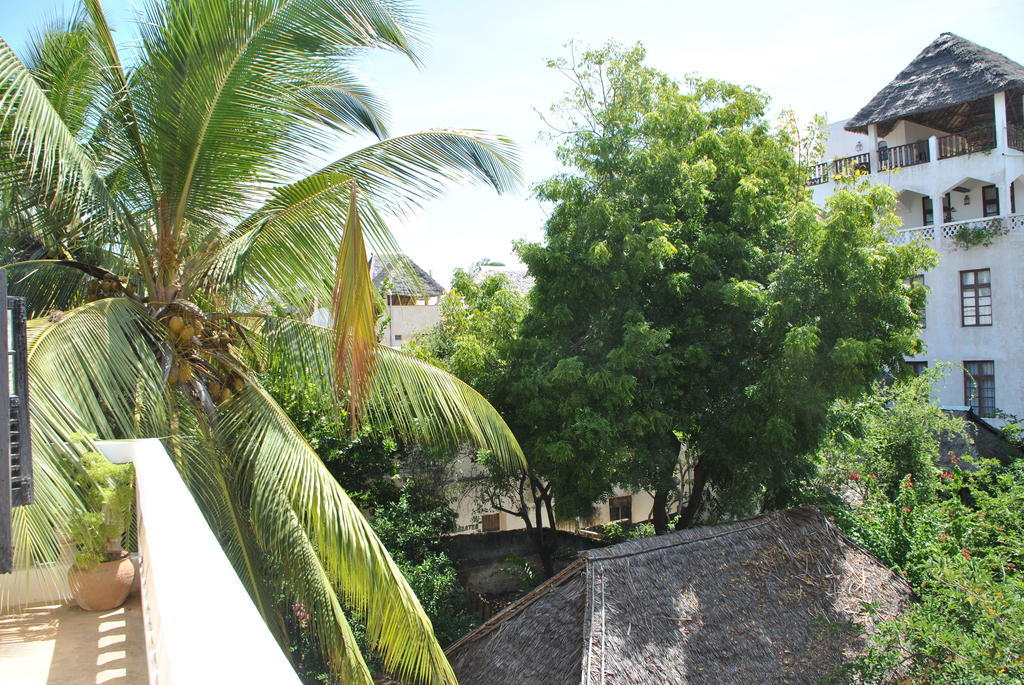 Shella White House Bed & Breakfast Lamu Exterior photo
