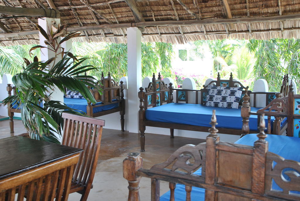 Shella White House Bed & Breakfast Lamu Exterior photo
